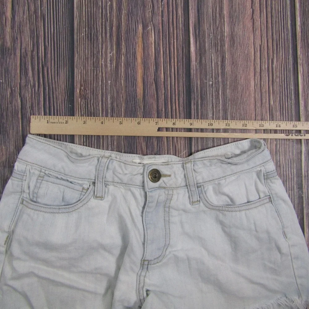 Bullhead Denim Co. Womens Size 3 Light Blue Cutoff Denim Shorts Frayed Juniors